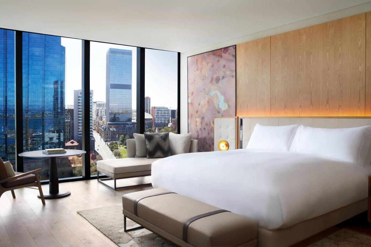 City View Guest Room 1 King Bed,1613456664:JPEG