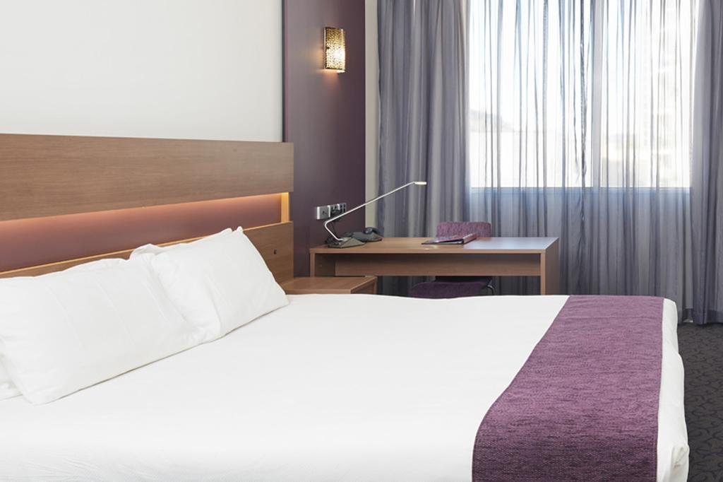 Premium Queen Room,701128537:JPEG